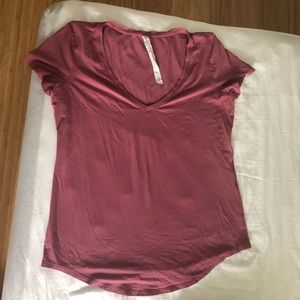 Lululemon t shirt
